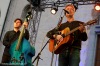 Oscarový Glen Hansard zazpíval s technikem i houslistou. Přidával nesčetněkrát