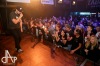 Řezník si podal holky na pódiu. Sodoma Gomora v Táboře zabíjela, Cole se svlékal 