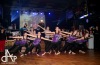 První maturitní třída Gymnázia Pierra de Coubertina to rozjela v rytmu charlestonu