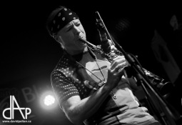 Kvalitní tečka. Jazzové hvězdy naplnily budějovický Highway 61 club