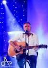 Janek Ledecký odehrál v Palcátu Vánoční koncert. Vzal s sebou i anděly