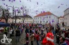 Mikuláš, čerti, peklo a stovky balónků ve vzduchu. Pohádku pro děti obsadili dospělí