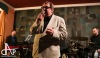 Jazzová tečka Vánoc. Divadelní kavárnu naplnilo jazz trio Járy Bárty