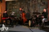 Jazzová tečka Vánoc. Divadelní kavárnu naplnilo jazz trio Járy Bárty