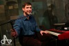 Jazzová tečka Vánoc. Divadelní kavárnu naplnilo jazz trio Járy Bárty