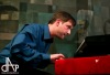 Jazzová tečka Vánoc. Divadelní kavárnu naplnilo jazz trio Járy Bárty