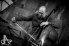 Jazzová tečka Vánoc. Divadelní kavárnu naplnilo jazz trio Járy Bárty