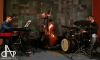 Jazzová tečka Vánoc. Divadelní kavárnu naplnilo jazz trio Járy Bárty