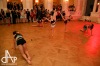 Originální maturitní ples. Masky a letadla se proháněly budovou Střelnice 