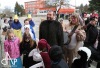 Farář potěšil seniory rumem, pak hrál premiéru s Kulltem Sklla