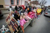Farář potěšil seniory rumem, pak hrál premiéru s Kulltem Sklla