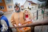 Farář potěšil seniory rumem, pak hrál premiéru s Kulltem Sklla