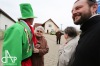 Farář potěšil seniory rumem, pak hrál premiéru s Kulltem Sklla