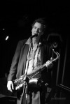 Saxofonista Ian Ritchie zahrál v budějovickém Café klubu Slavie. Užíval si to