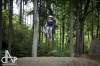 Bikepark postavili nadšenci na skládce, nyní ho prověřily závody. Létalo se o sto šest