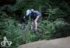 Bikepark postavili nadšenci na skládce, nyní ho prověřily závody. Létalo se o sto šest