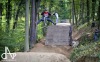 Bikepark postavili nadšenci na skládce, nyní ho prověřily závody. Létalo se o sto šest