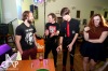 Degustace krabicového vína a Mötorhead. Punkový ples i pošesté lidi dobře bavil