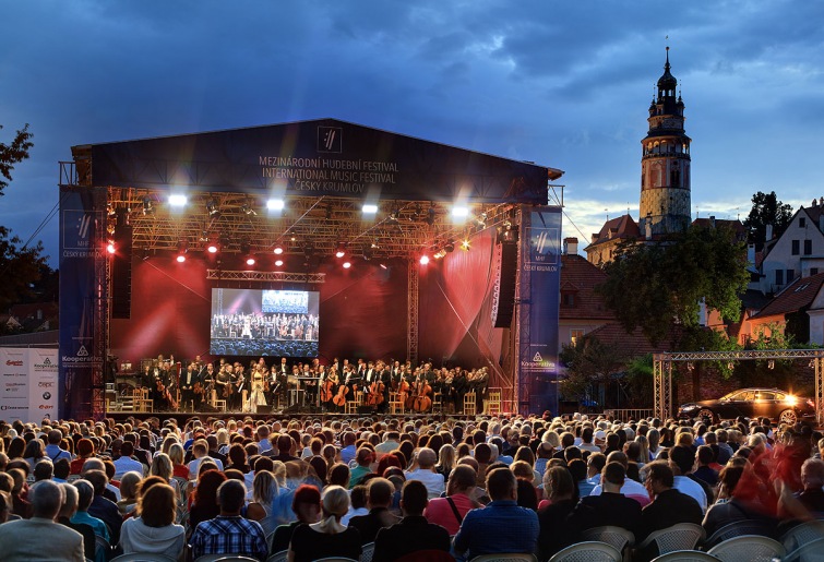 Mezinárodní hudební festival v Krumlově se blíží. Nabídne klasiku, šanson i whisky