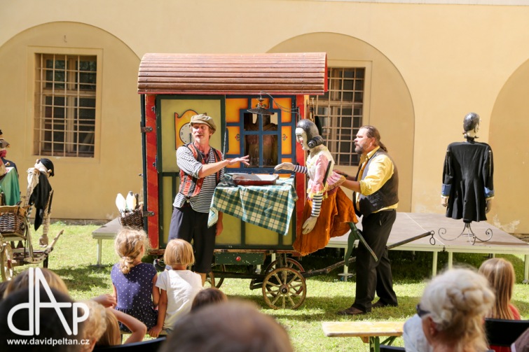 Divadlo v zahradě a Vokule. Divadelní festivaly zakončí červenec na Táborsku