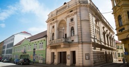 Divadlo Oskara Nedbala začne sezonu koncertem Ivy Bittové s filharmonií