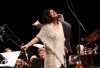 Iva Bittová s Jihočeskou filharmonií excelovala. Táborské publikum jí vestoje zazpívalo 