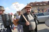 Mráz masky z ulic nevyhnal