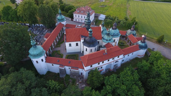 Jubilejní Noc kostelů zve na jihu Čech na koncerty, besedy, vyhlídky i architekturu