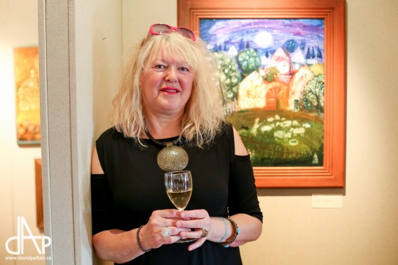 Výtvarnice a ilustrátorka Renata Štolbová vystavuje ve Sladovně. Vidět můžete až 85 děl