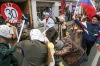 Milevským maškarám počasí nepřálo, ale lidi neodradilo. Úspěch sklidil Most i zombie