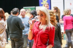 Táborský festival vína odstartuje velkým koštem vín. Ochutnáte stovky vín