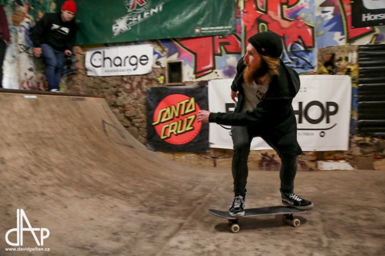 Skate, hardcore a guláš. Závody na Cestě se povedly
