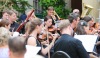 Orchestr Bolech uchvátil publikum filmovými melodiemi na nádvoří zámku v Třeboni