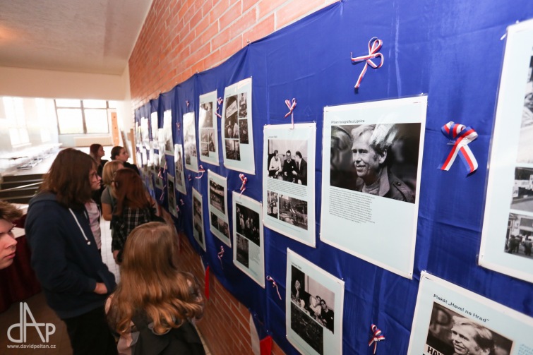 Chceme, aby studenti ideu svobody nesli dál. Na Areálu mají k výročí Sametu nejen výstavy