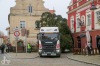 Vánoční strom v Táboře bude hezčí. Pracovníky ale pořádně potrápil