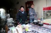 Lidé korzovali ulicemi, poslouchali i vzpomínali na básníka