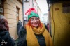 Lidé korzovali ulicemi, poslouchali i vzpomínali na básníka