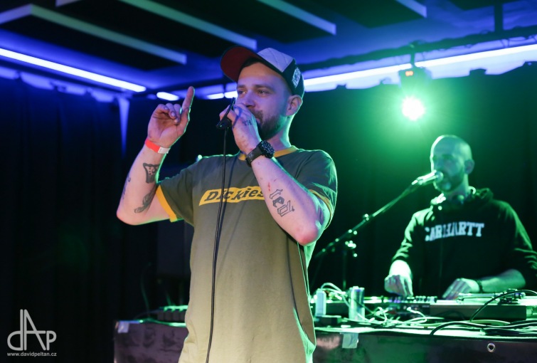 BarBar tentokrát v hiphopovém stylu. Publikum podpořilo Prago Union i domácí