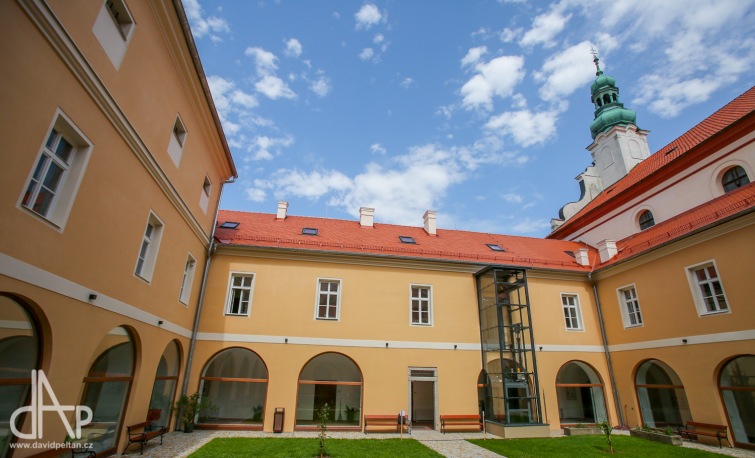 Husitské muzeum Tábor vysílá program online