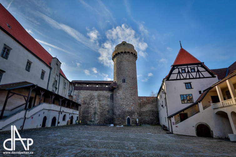 Strakonický hrad i Vodní mlýn Hoslovice zvou na prohlídky zdarma