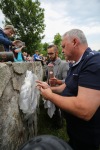 V Prostoru nad hvězdami. Lumír Slabý vydat sbírku nestačil, udělali to jeho přátelé