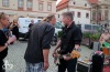 Pořádné pogo se Znouzecností a Němou výčitkou. Náměstí zpívalo známé písně 