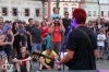 Pořádné pogo se Znouzecností a Němou výčitkou. Náměstí zpívalo známé písně 