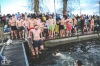 Otužilci se o Štědrém dni vrhli do chladných vod Jordánu potřicáté