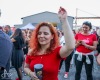 Publikum zpívalo na letní scéně klubu Garage s Peshatou i Visacím zámkem