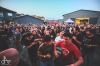 Publikum zpívalo na letní scéně klubu Garage s Peshatou i Visacím zámkem