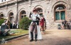 Ze zámku Konopiště se kouřilo. Parní festival zdobily steampunkové kostýmy i krásné stroje