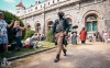 Ze zámku Konopiště se kouřilo. Parní festival zdobily steampunkové kostýmy i krásné stroje