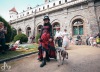 Ze zámku Konopiště se kouřilo. Parní festival zdobily steampunkové kostýmy i krásné stroje