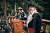 Ze zámku Konopiště se kouřilo. Parní festival zdobily steampunkové kostýmy i krásné stroje